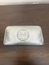 Tory Burch Women's Leather Long Wallet Silver 20.5x11x2.4 cm / 8.1x4.3 x1.0inch