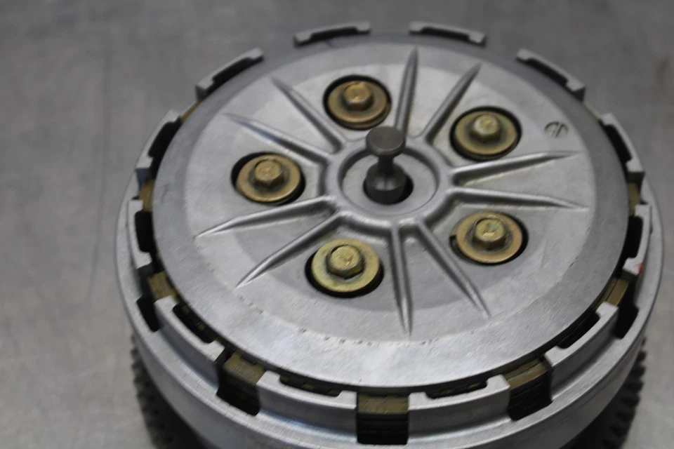 05 TRIUMPH ROCKET III 完整 CLUTCH W PLATES 篮球集线器 BB186 — 第 2/4 张图片