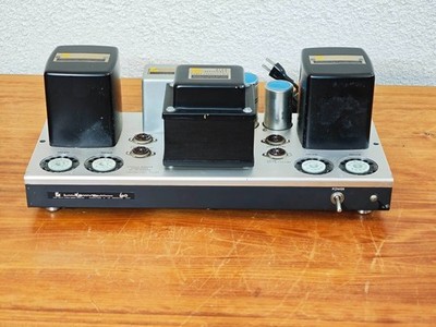 LUXMAN KMQ60 Tube Power Amplifier Stereo Untested For Parts or Repair USED