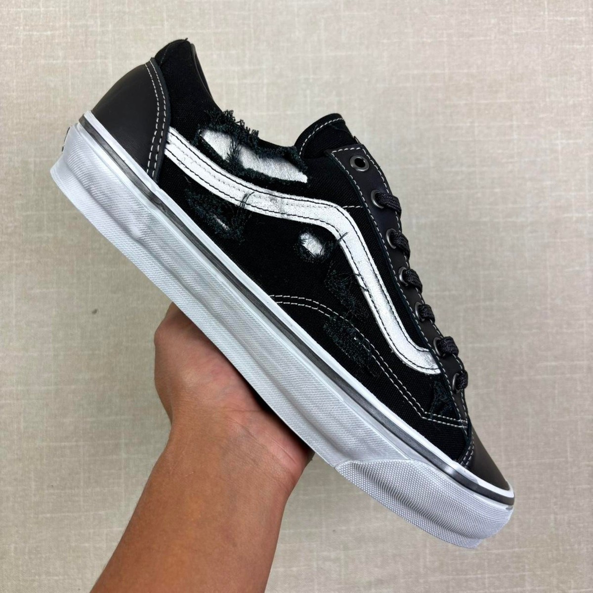 ? 2025 Vans OTW Old Skool 36 Vibram “Distressed Silver” 12M  display picture 2