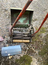 Fobate Manual Push Reel/Cylinder Lawn Mower Metal with Grass Catcher Box