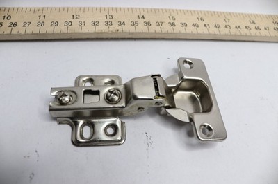 Half Overlay Frameless Soft Closing European Door Hinge 1/2'' x 1-4/5'' HAAD18