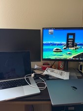 Apple MacBook Pro A2485 M1 Pro 16GB/1TB Sonoma SCREEN ISSUES - Cosmetic