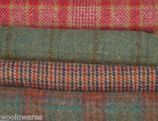 HAND DYED RUG HOOKING WOOL Mill-Dyed ~ "PADULA FLOWER" (4-pc. collection)