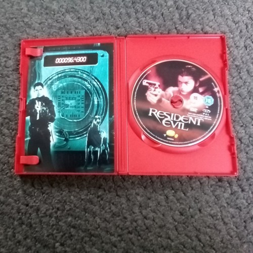 Resident Evil (DVD, 2004) - Picture 2 of 3