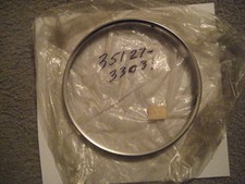 Retainer headlamp suzuki