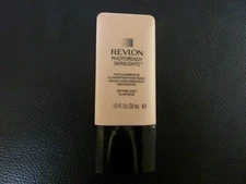 Revlon PhotoReady Skinlights Face Illuminator - #200 PINK LIGHT - New / Sealed