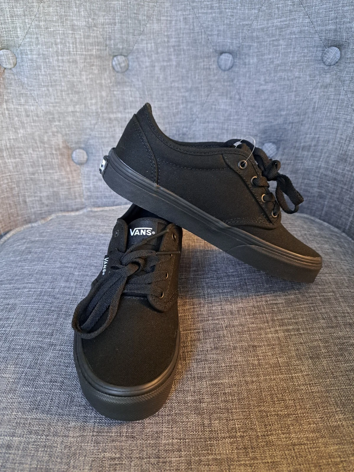 Sneakers Vans autentiche tutte nere unisex bambini giovani taglia 2 5 anni (NUOVE)