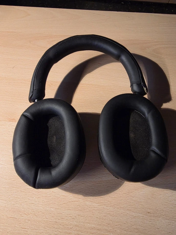 Sony WH-1000XM5 Cuffie Sovrauricolari Bluetooth con Eliminazione del Rumore - Immagine 2 di 4