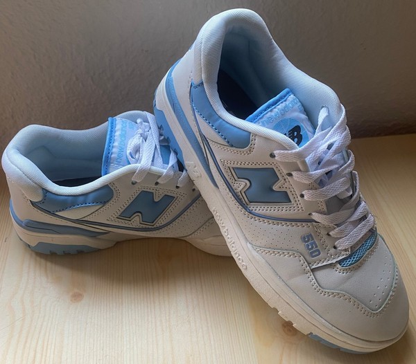 Zapatillas New Balance  550 Azul Claro Y Blanco