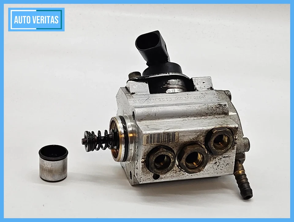 Original Audi A4 8E B6 2.0L FSI AWA 110KW 150PS high pressure pump 06D127025H - Image 4 of 4
