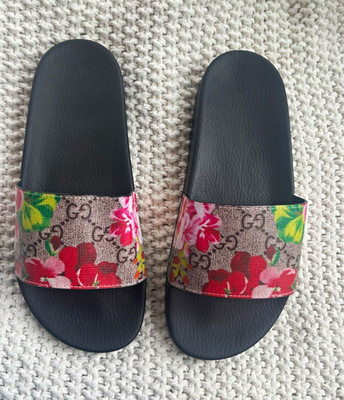 Gucci floral slides women s 7.5/39