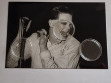 Virgin Prunes - Gavin Friday - 1 Original - s/w -Live Foto - 10 x 15