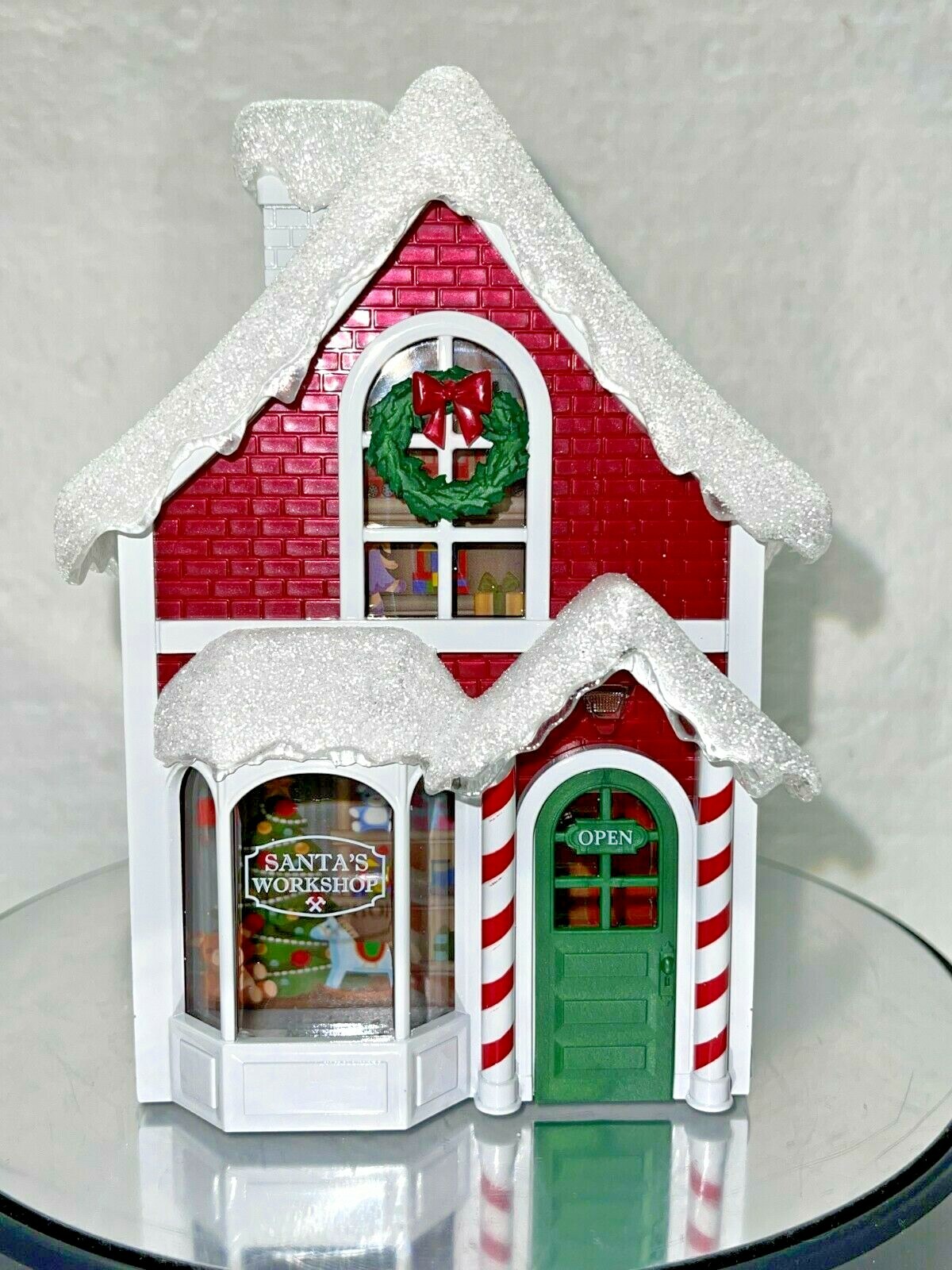 Bath & Body Works Santa's Workshop Wallflower Plug-In with Projector-image
