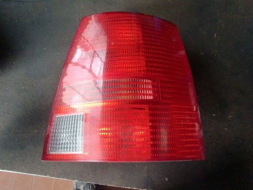 Rücklicht rechts VW Bora Bj03 Kombi Golf IV