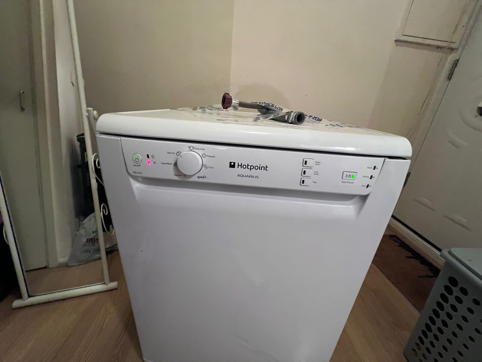 Hotpoint Aquarius Dishwasher FDL 570 eBay