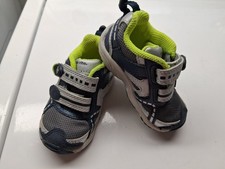 stride rite size 5