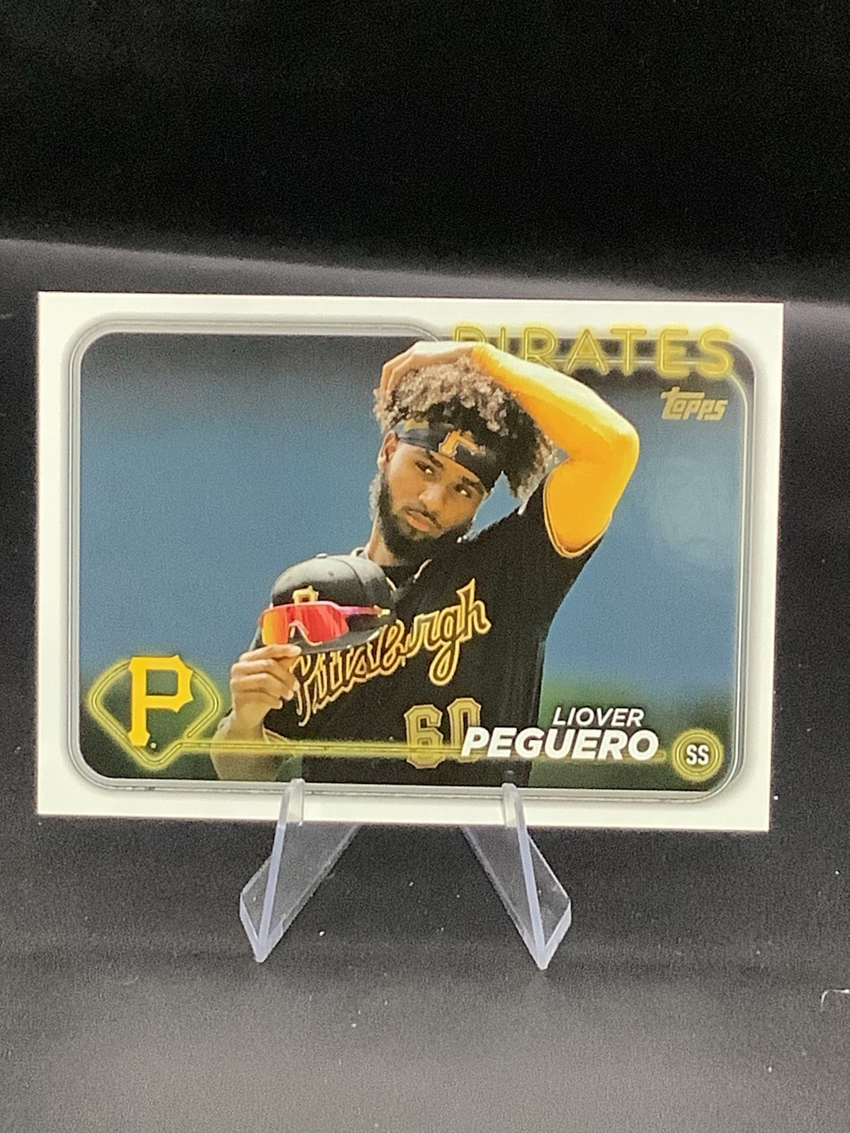 2024 Topps Series 2 Liover Peguero #542 Golden Mirror Variation SSP Pirates