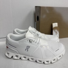 Cloud 5 All White Women s Running Shoes Size 6 NiB 59.98902