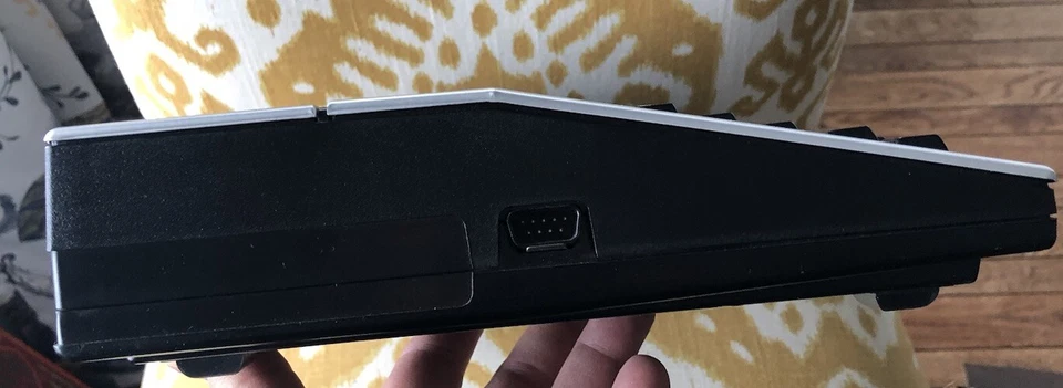 Sistema informático doméstico vintage Texas Instruments TI-99/4A con cables probado funciona Foto 3 de 4