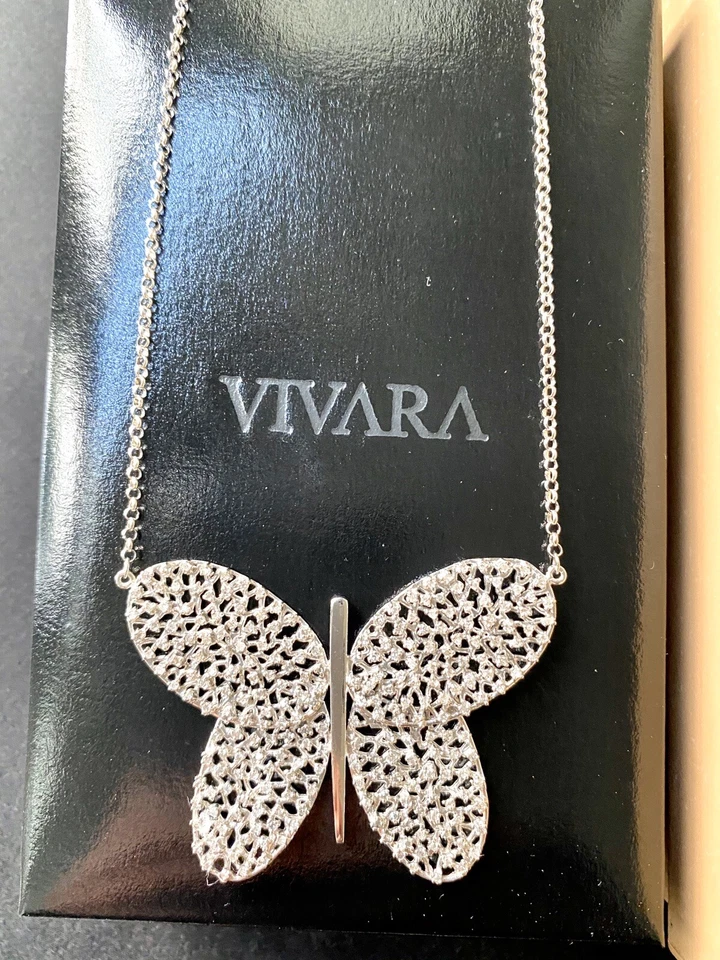 Collar Vivara Mariposa Diamantes 18K Foto 3 de 4