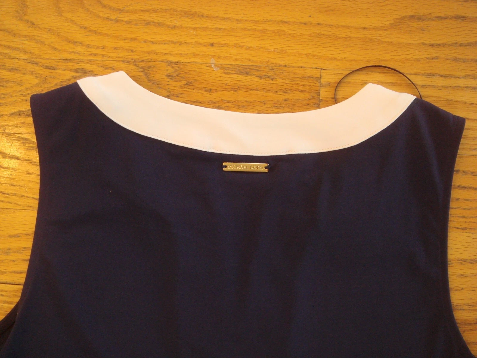 Abito Michael Kors S nuovo con etichette maglia bianca navy $99