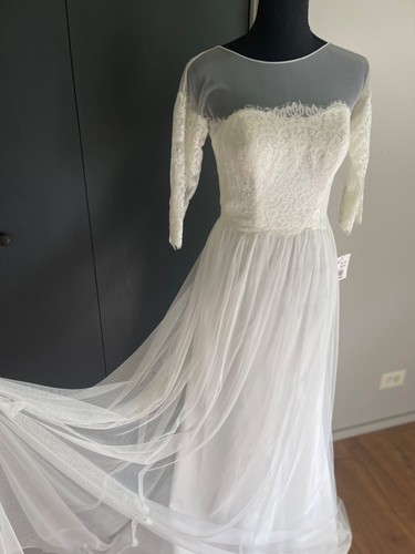 Galina Size 0 Ivory Wedding Dress Illusion Bodice w/Lace Sleeves STYLE# WG3817 - Picture 14 of 22
