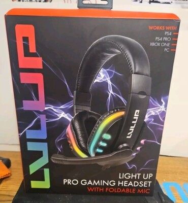 VIVITAR LVLUP Light Up Pro Gaming Headset with Foldable Mic PS4,PS4 PRO,XBOX1,PC