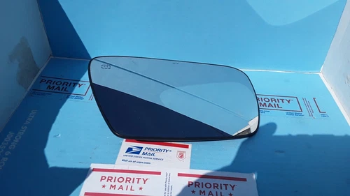 06 07 08 Jeep Grand Cherokee 2006  driver door heated mirror glass 2005-2010 OEM