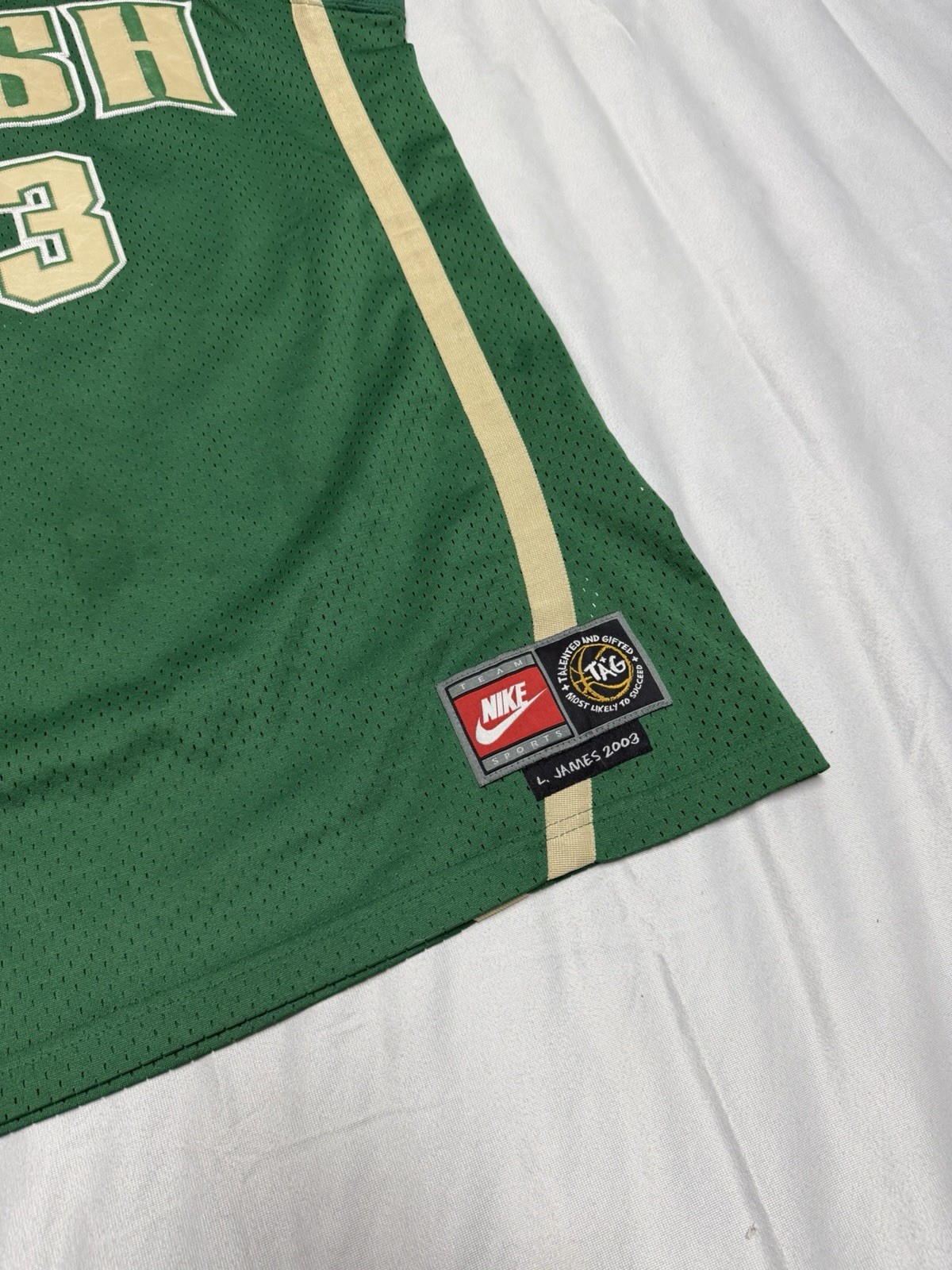 LeBron James 2003 Vintage High School "Irish" Nike Jersey - Size XL thumbnail 2