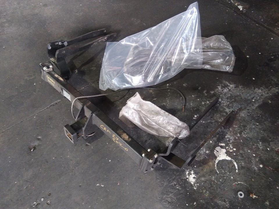 TOYOTA CAMRY TOWBAR XV70, 09/17-05/24 17 18 19 20 21 22 23 24 - image 4 of 4