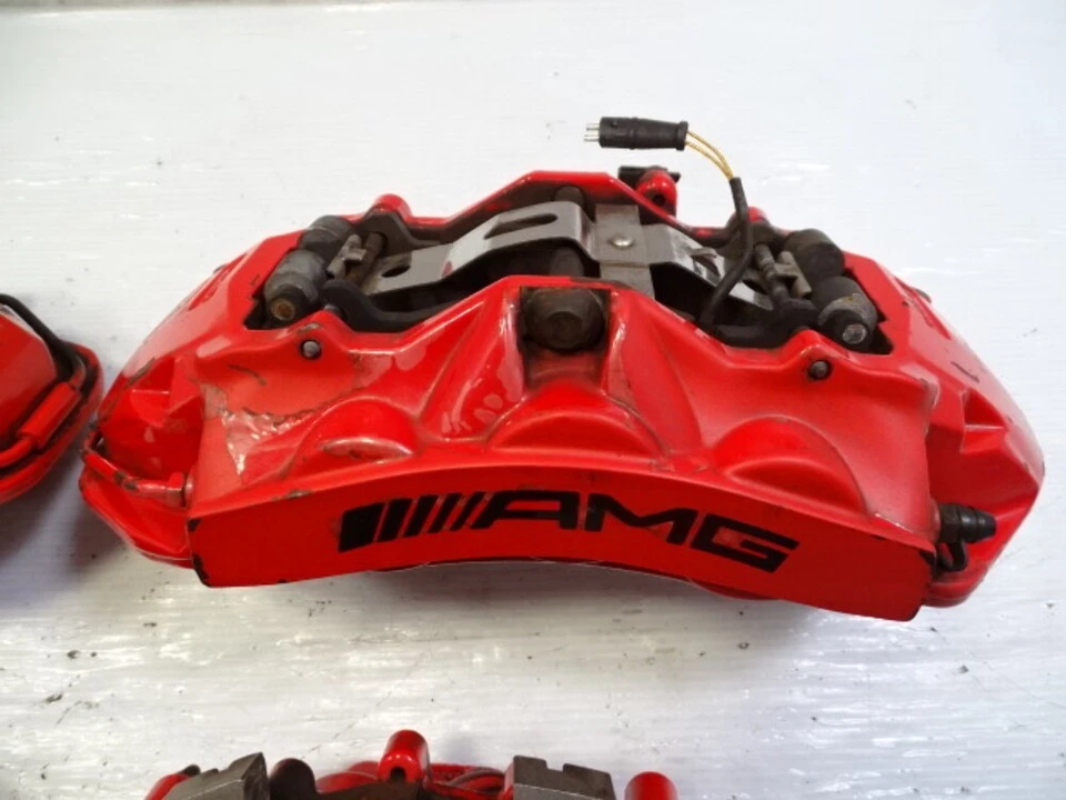 12 Mercedes W204 C63 brake calipers, front / rear AMG - Image 4 of 4