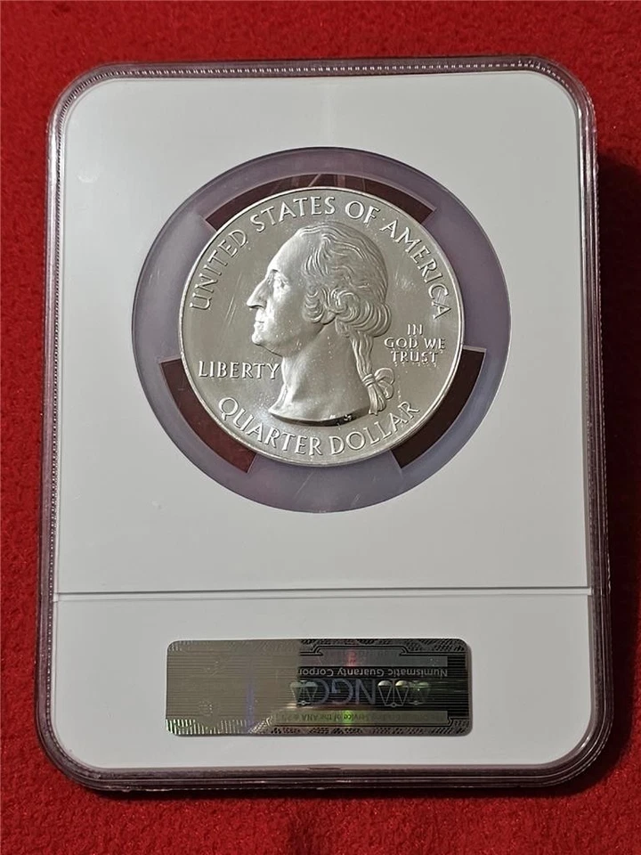 2010 5oz SILVER MOUNT HOOD NGC MS 68 #MF-T5035 - Image 2 of 2