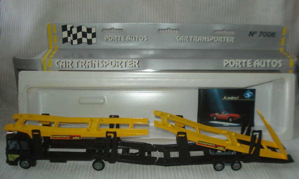 SOLIDO 7006 : Camion Renault transporteur porte-autos 1/43- avec boîte d'origine - Photo 2/4