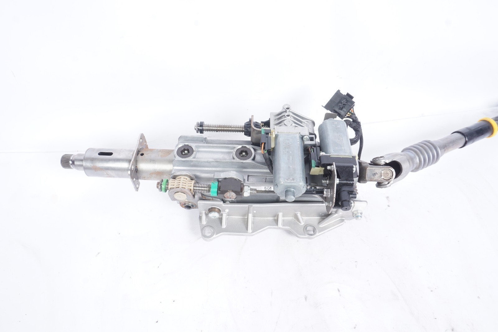 2014 - 2020 Maserati Ghibli RWD Steering Column   OEM