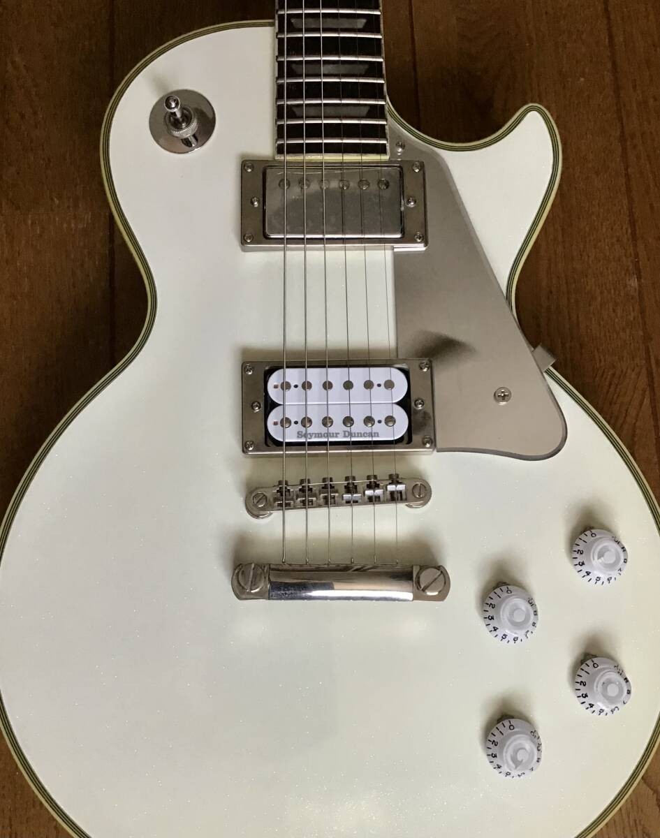 Electric Guitar Epiphone Kiss Tommy Thayer White Lightning with Electric Guitar Epiphone Kiss Tommy Thayer White Lightning with