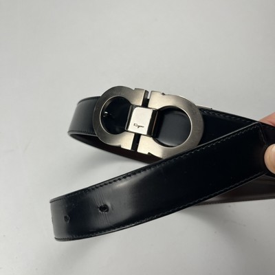Salvatore Ferragamo Silve Double Gancini Buckle Reversible  display picture 1
