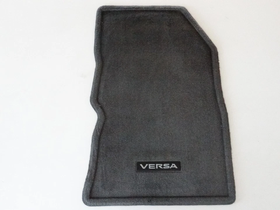 2014-2019 Nissan Versa Note Floor Mats Carpeted (4-Piece) Gray Genuine OEM - Image 3 of 4