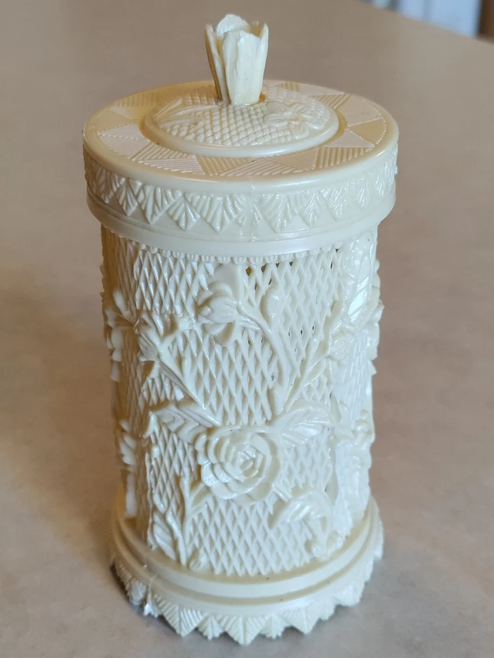 2 Plastic Lace Appetizer Hors D'oeuvre Cocktail Picks Forks W Container Party - Image 2 of 4