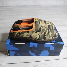 Steve Madden Boy's Camo Slippers Youth Size L Shoe Size 3 4 5 Green Black Orange