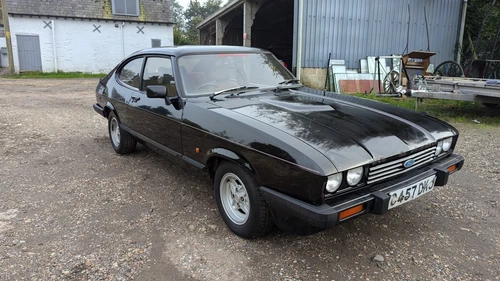 Ford Capri Laser 2 Litre  1985 Rare Black Genuine 36k mls SKU823 - Picture 1 of 24