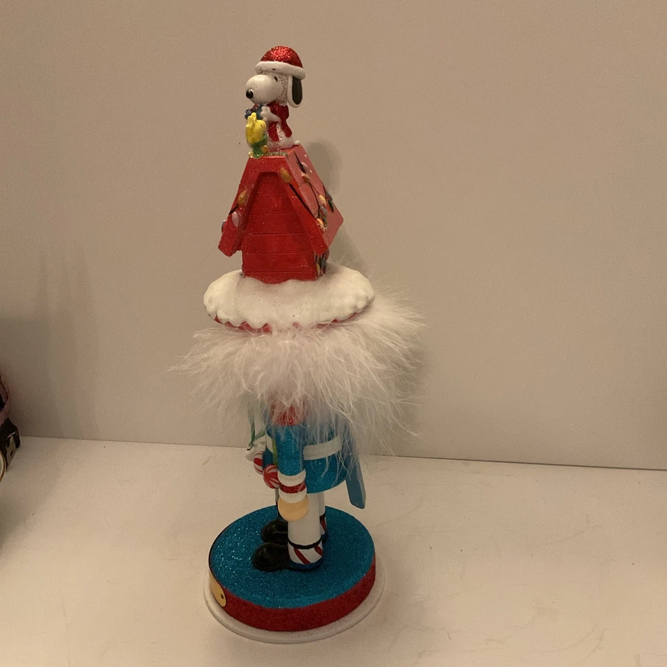 NEW Hollywood Kurt Adler Peanuts Snoopy Nutcracker - Image 3 of 4