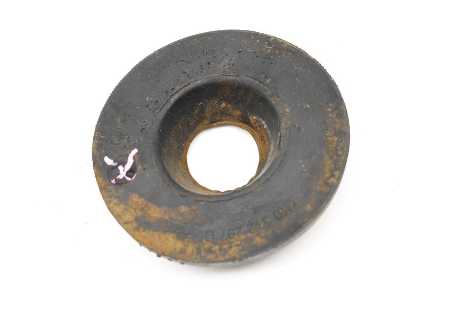 AUDI A3 QUATTRO 2005-2013 - Buje de resorte de bobina inferior trasero/montaje 1K0512297D Foto 3 de 4