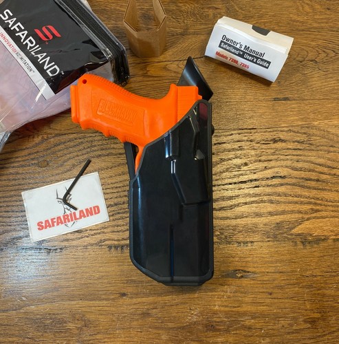 Safariland 7390 ALS Lev I RH Gloss Duty Holster, GLOCK 17 22 (ALL GENS) w/ LIGHT - Picture 1 of 12