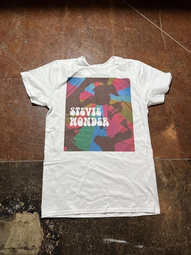 T-shirt Stevie Wonder usata a fascia grande - Foto 2 di 3