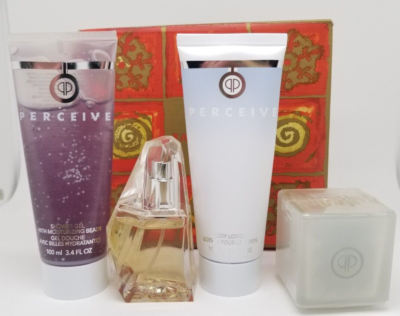 VTG Avon Perceive Piece Women's Gift Set Parfum Spray Body