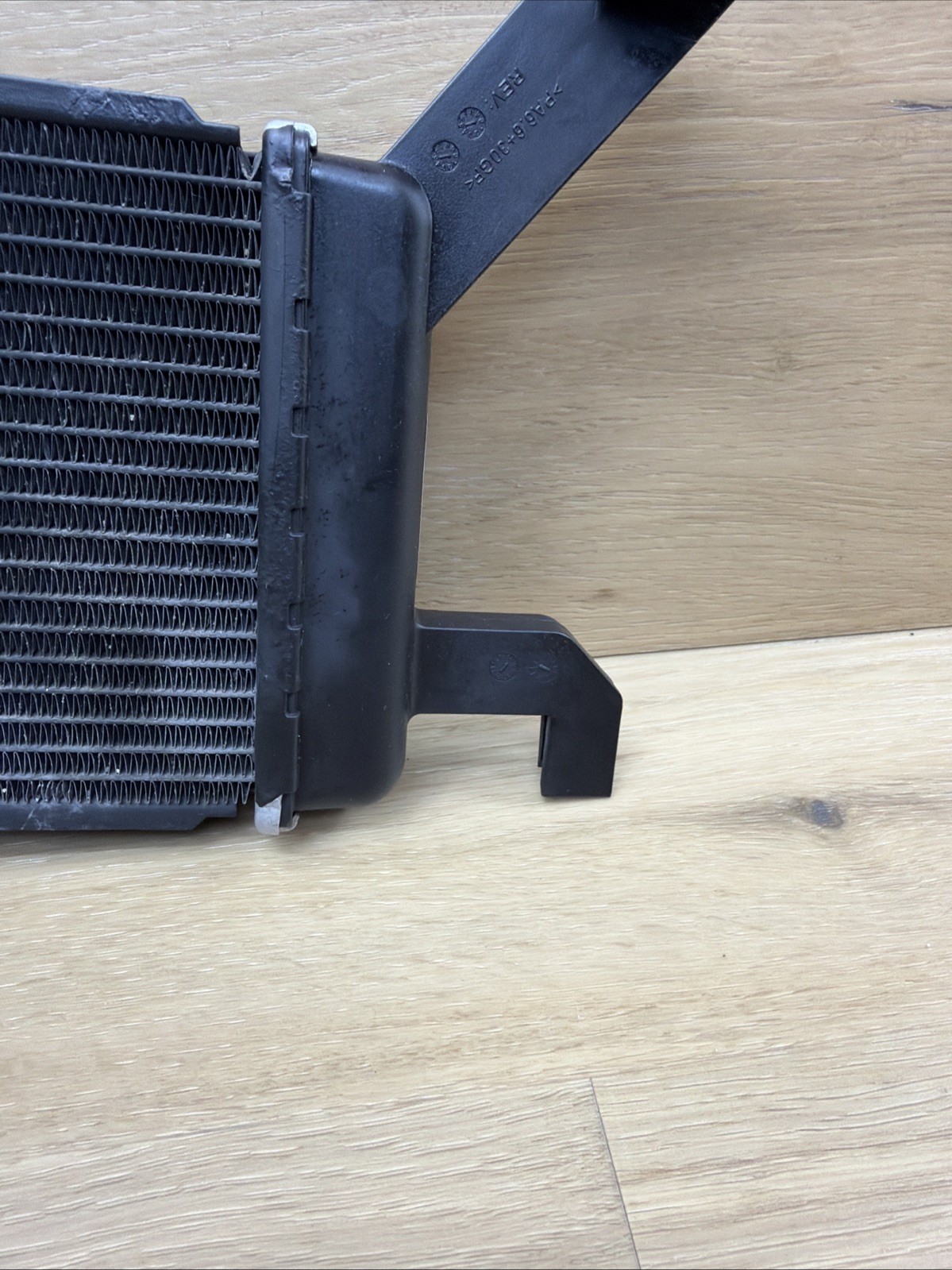 🟢14-21 Maserati Quattroporte Levante Ghibli Secondary Radiator OEM  16474838🟢