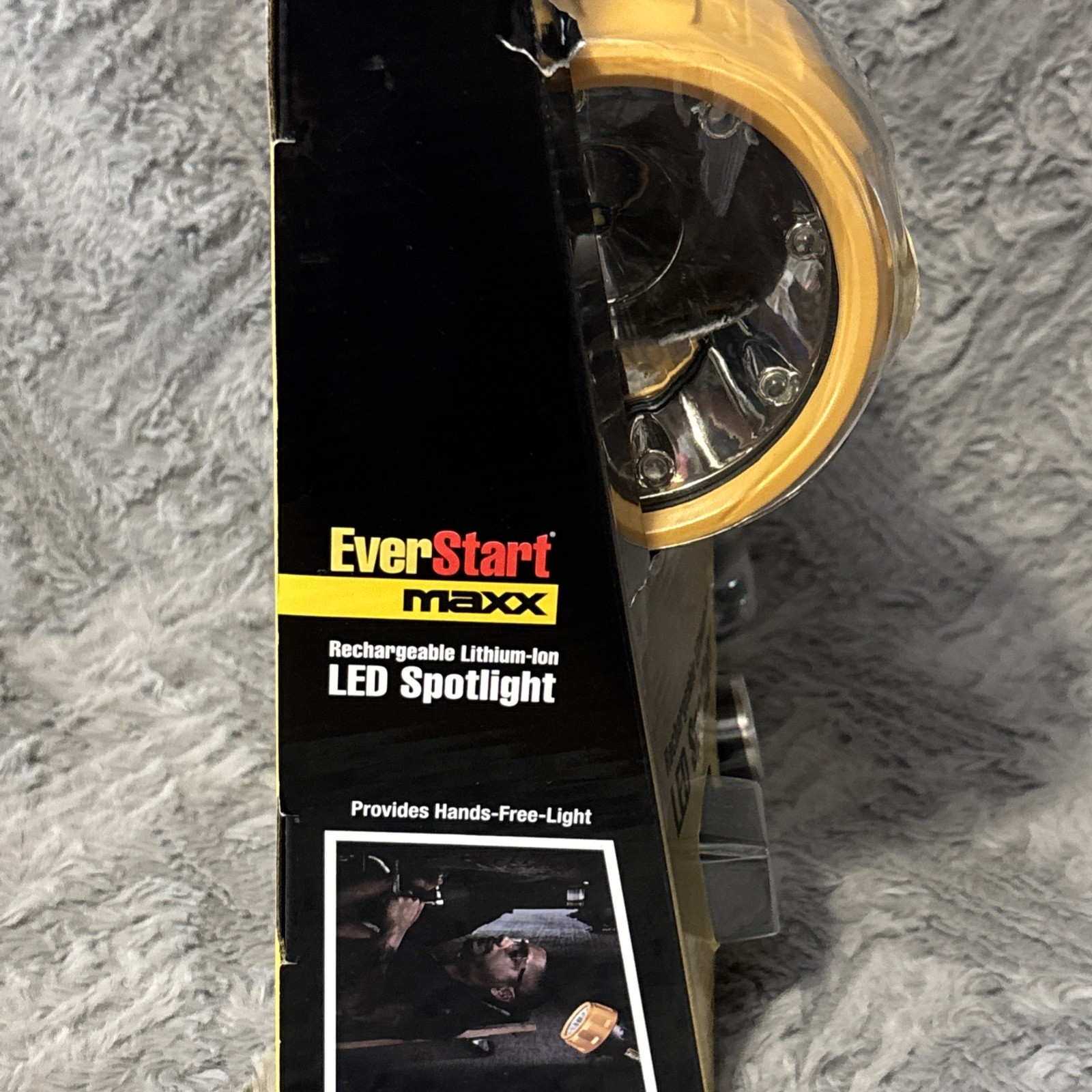 EverStart Maxx Rechargeable Lithium-lon LED Spotlight 1200 Lumens / 12hr Black