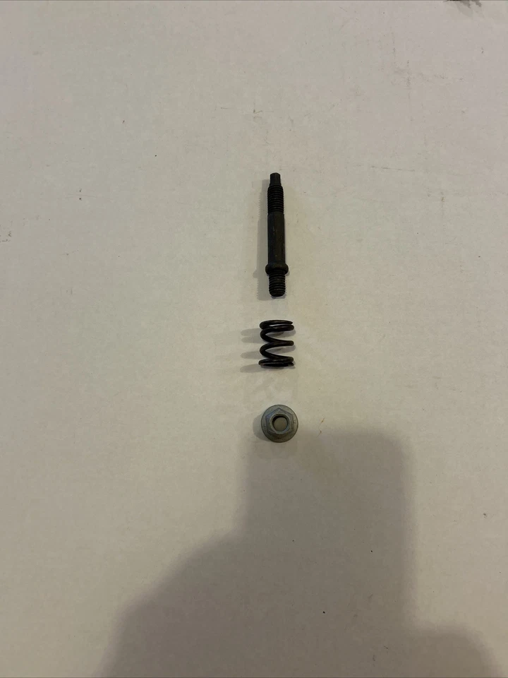 Parafuso coletor de escape GM 03107, mola e porca - Imagem 2 de 4