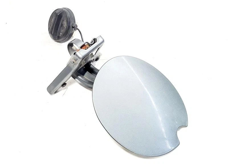 Tapa de puerta de llenado de gas combustible plateado deslustrado oscuro OEM 2007 Pontiac Solstice Foto 3 de 4